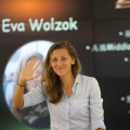 Eva Wolzok